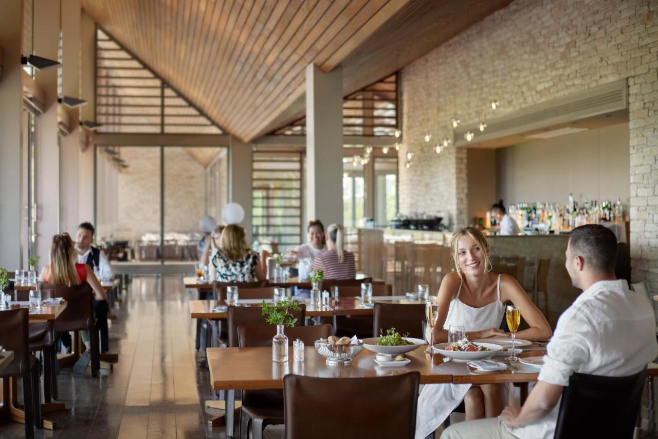 Minthis Resort Tsadha Luaran gambar The restaurant